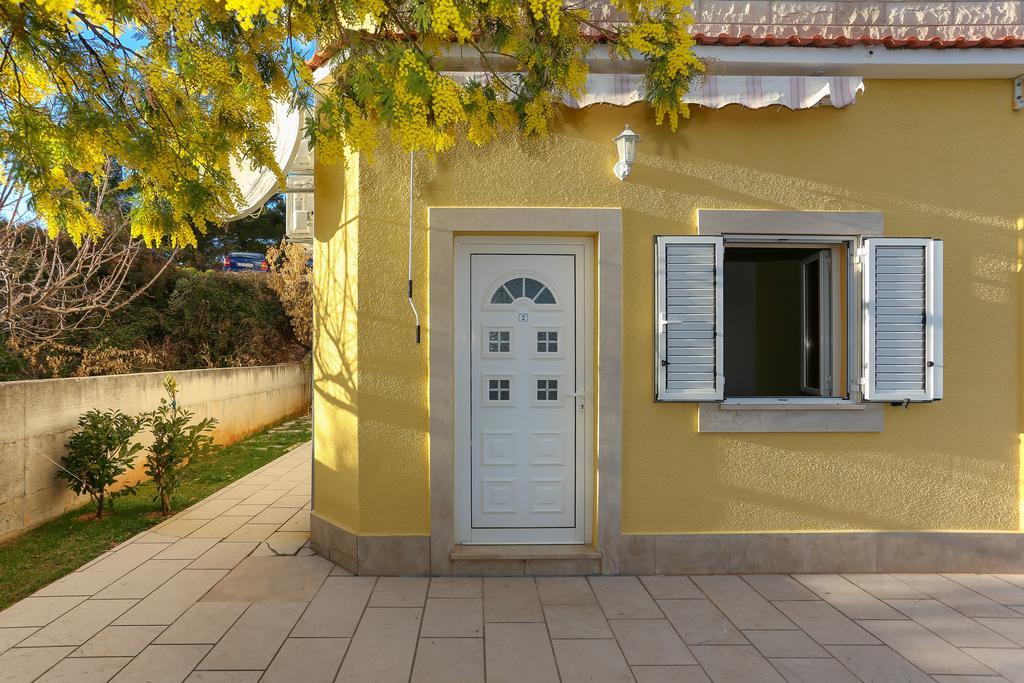 Apartments Meri Seget Vranjica Kültér fotó