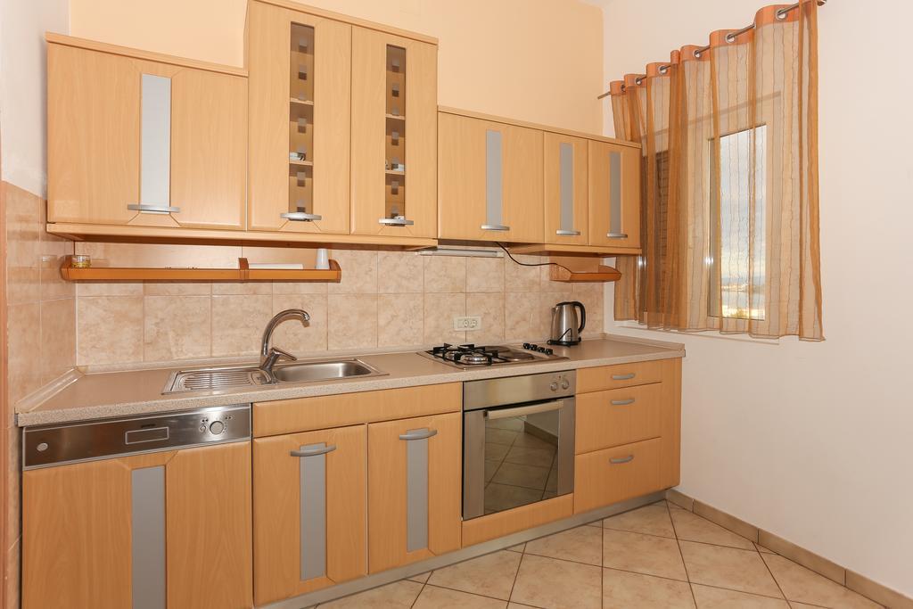 Apartments Meri Seget Vranjica Kültér fotó
