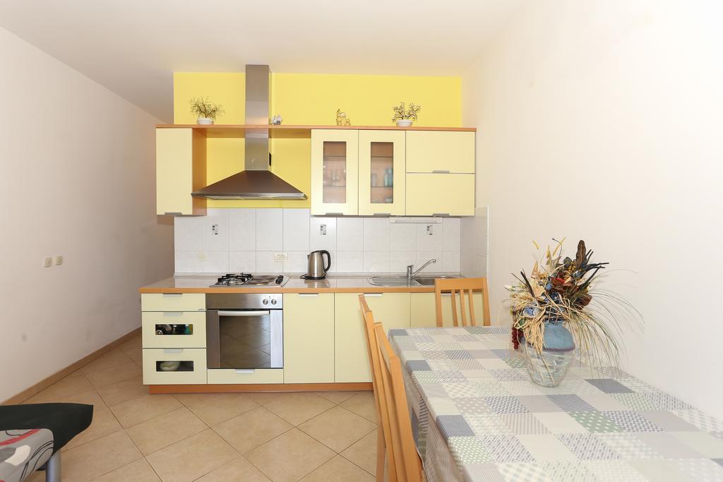 Apartments Meri Seget Vranjica Kültér fotó